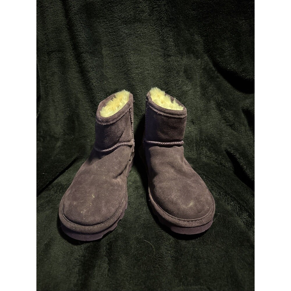 BEARPAW Women’s US 8 Purple Suede Ankle Bootie Boots Round Toe Logo
